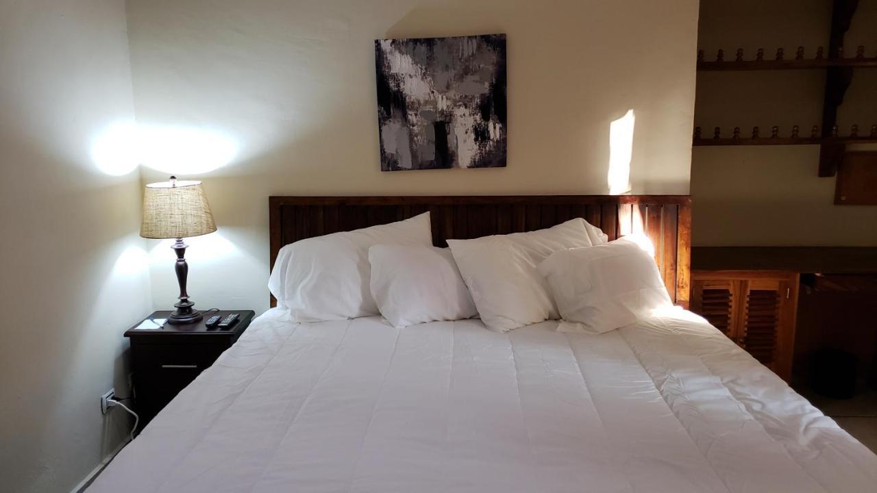 Domus Hotel San Salvador Ngoại thất bức ảnh