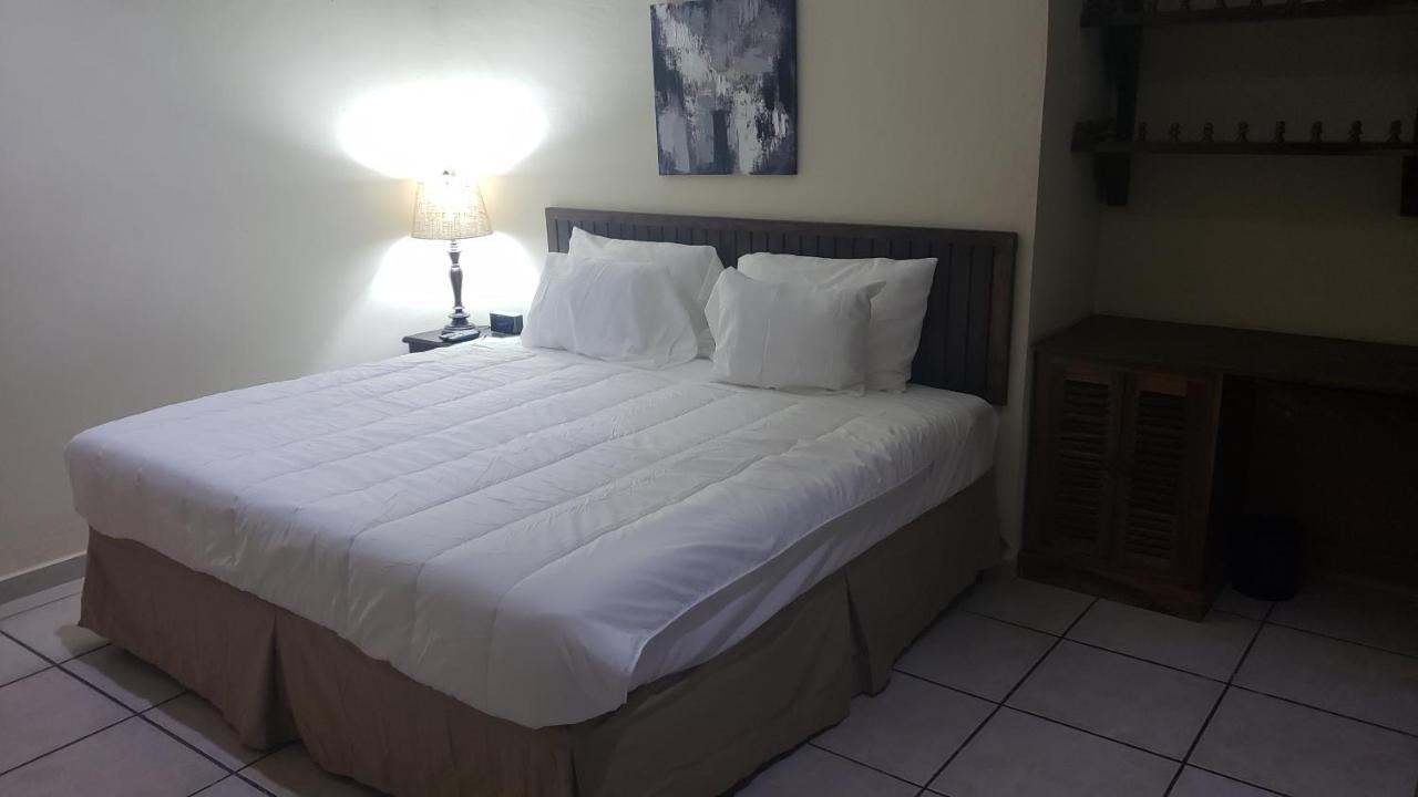 Domus Hotel San Salvador Ngoại thất bức ảnh