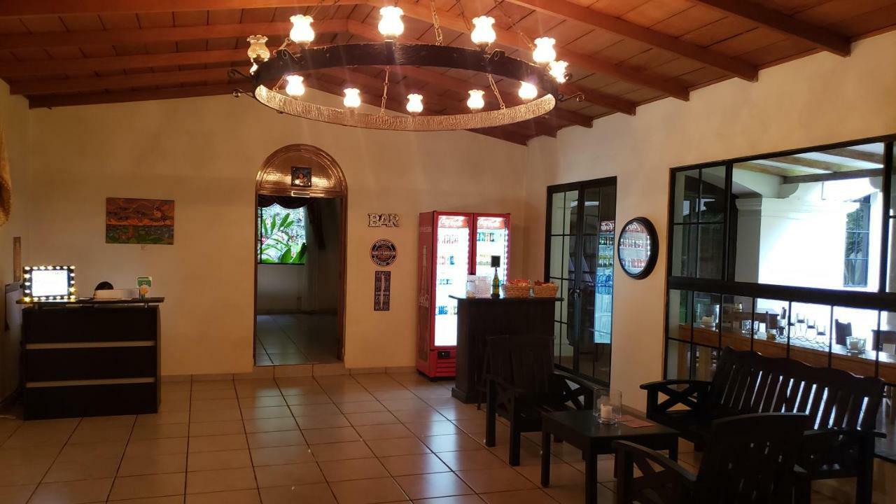 Domus Hotel San Salvador Ngoại thất bức ảnh
